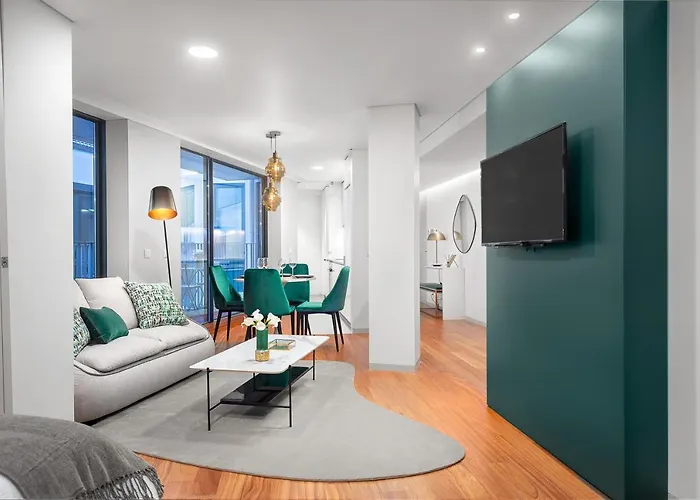 Stylish Apartment At Bolhao
